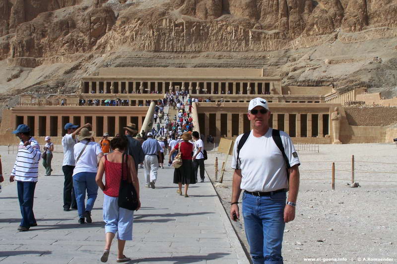 Luxor Tour 100 2420