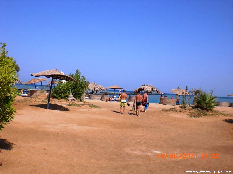 Zeytouna-Beach-CIMG0373