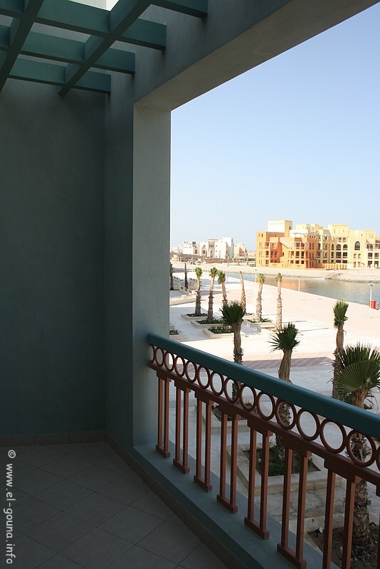 Hotel Fanadir****  0723