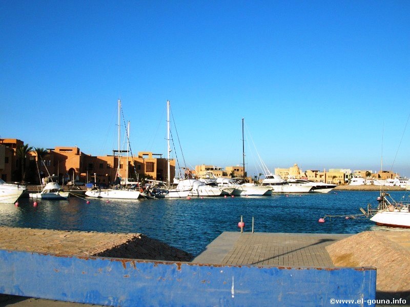 Abu Tig Marina  El Gouna 005