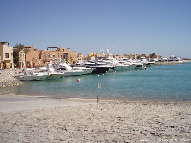 Abu Tig Marina 00391